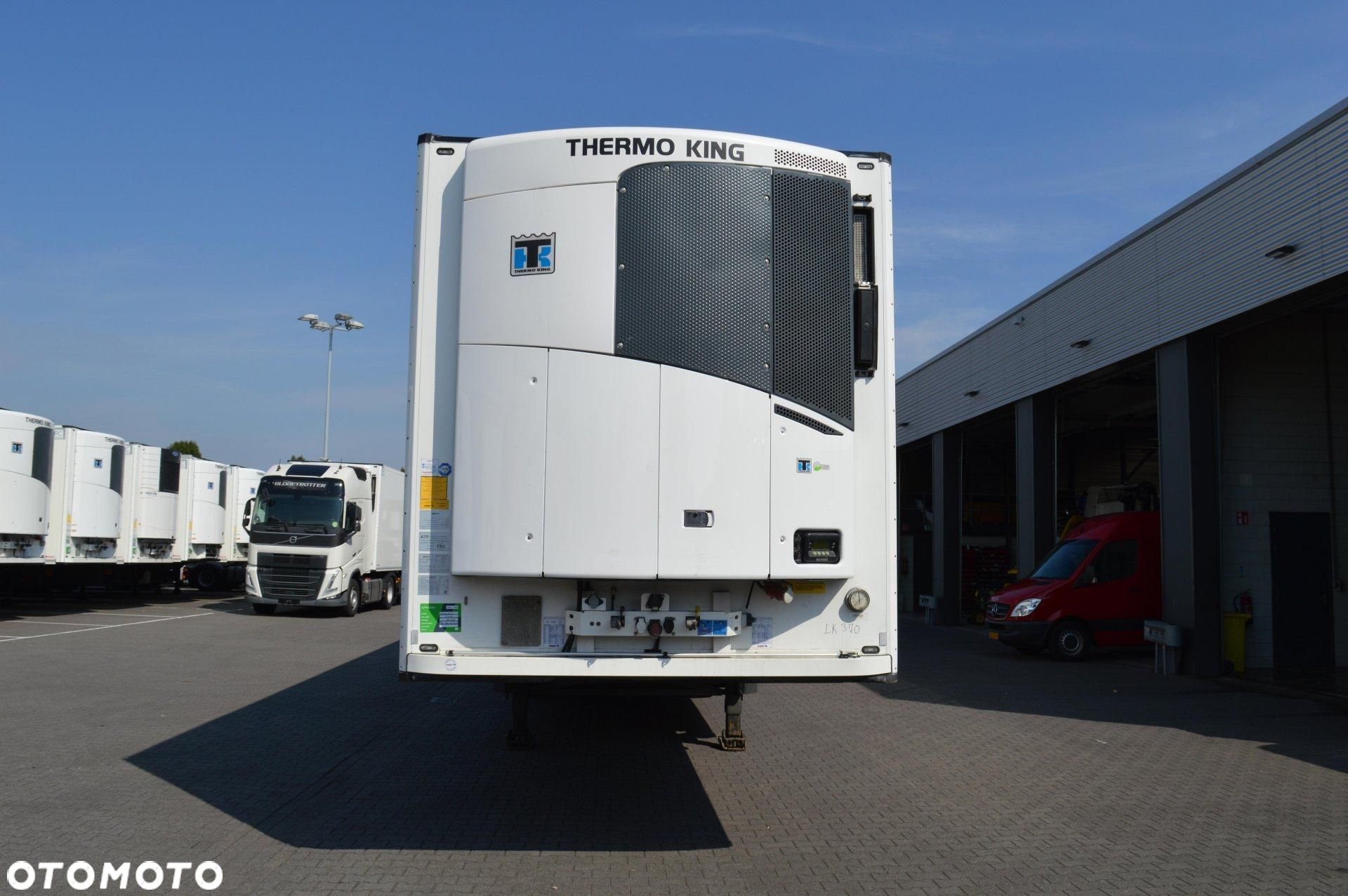 Schmitz Cargobull SKO Double Deck FP 60 ThermoKing SLXi 300 Lifting Axle - 2