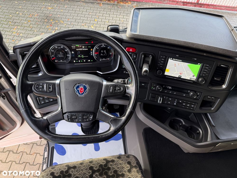 Scania - 28