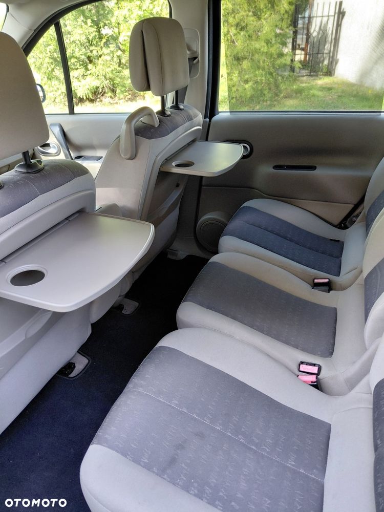 Renault Scenic - 7