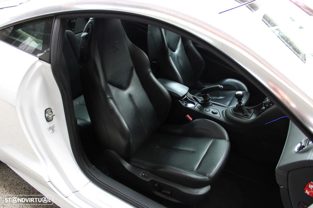 Peugeot RCZ 1.6 200 THP - 28