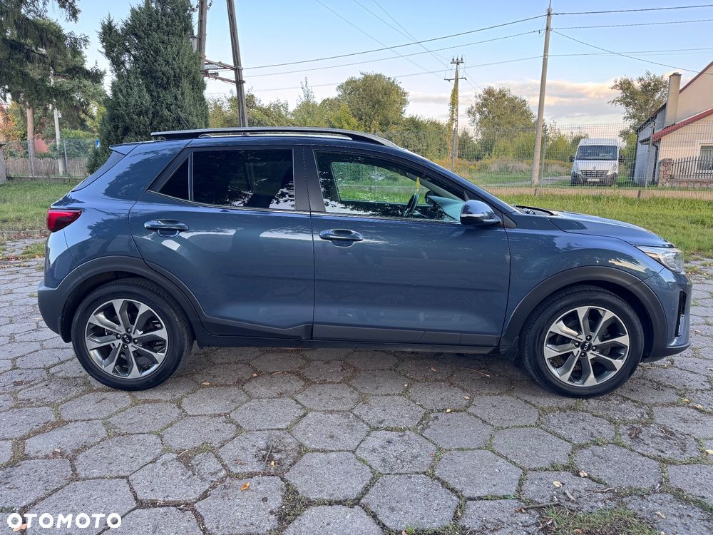Kia Stonic 1.4 L - 5
