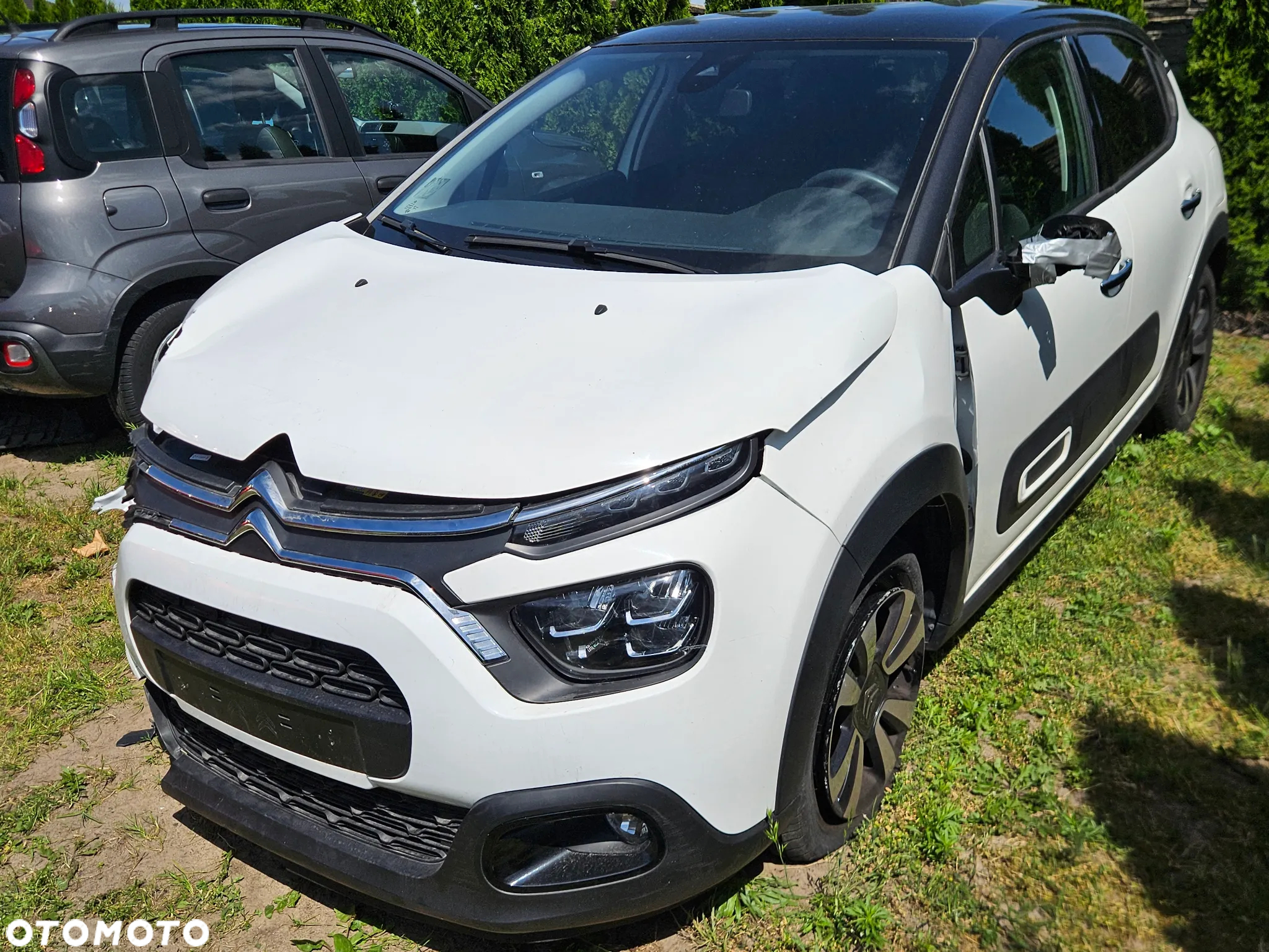 Citroën C3 1.2 PureTech Shine EAT6 - 3