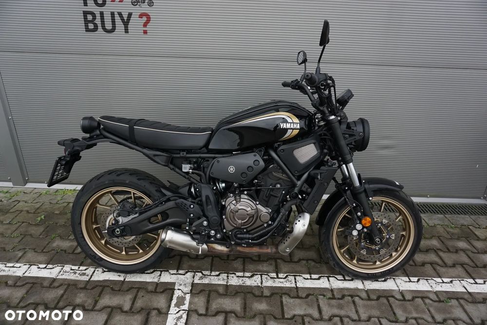 Yamaha XSR - 2