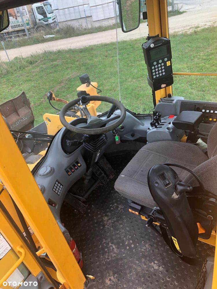Volvo L120E - 17