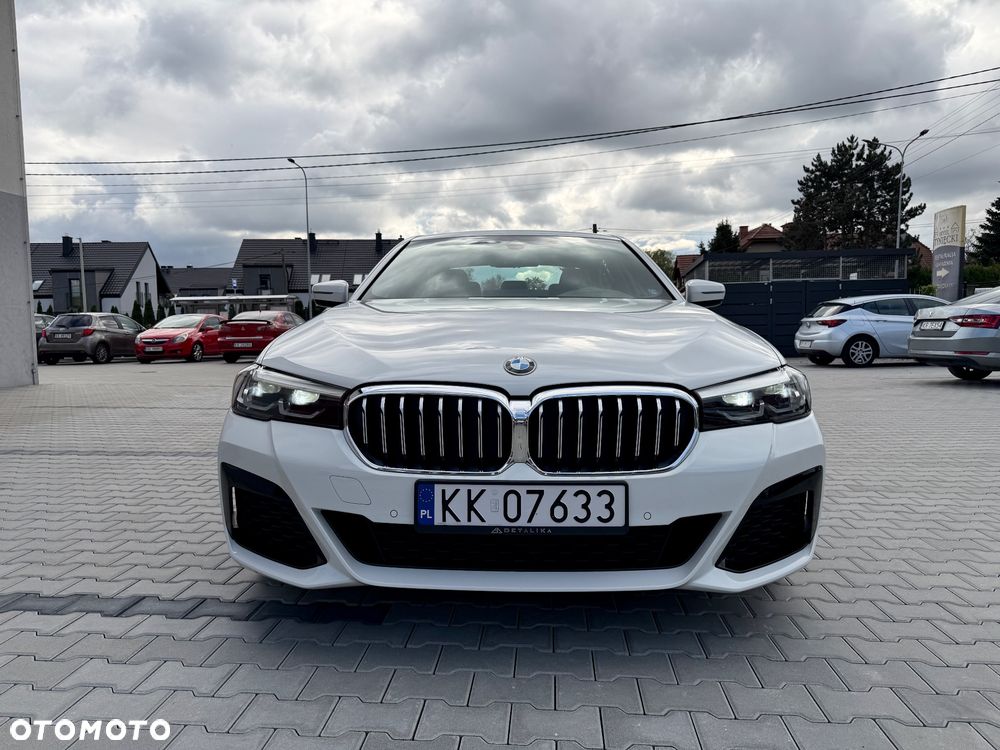 BMW 520D 2022 photo 2