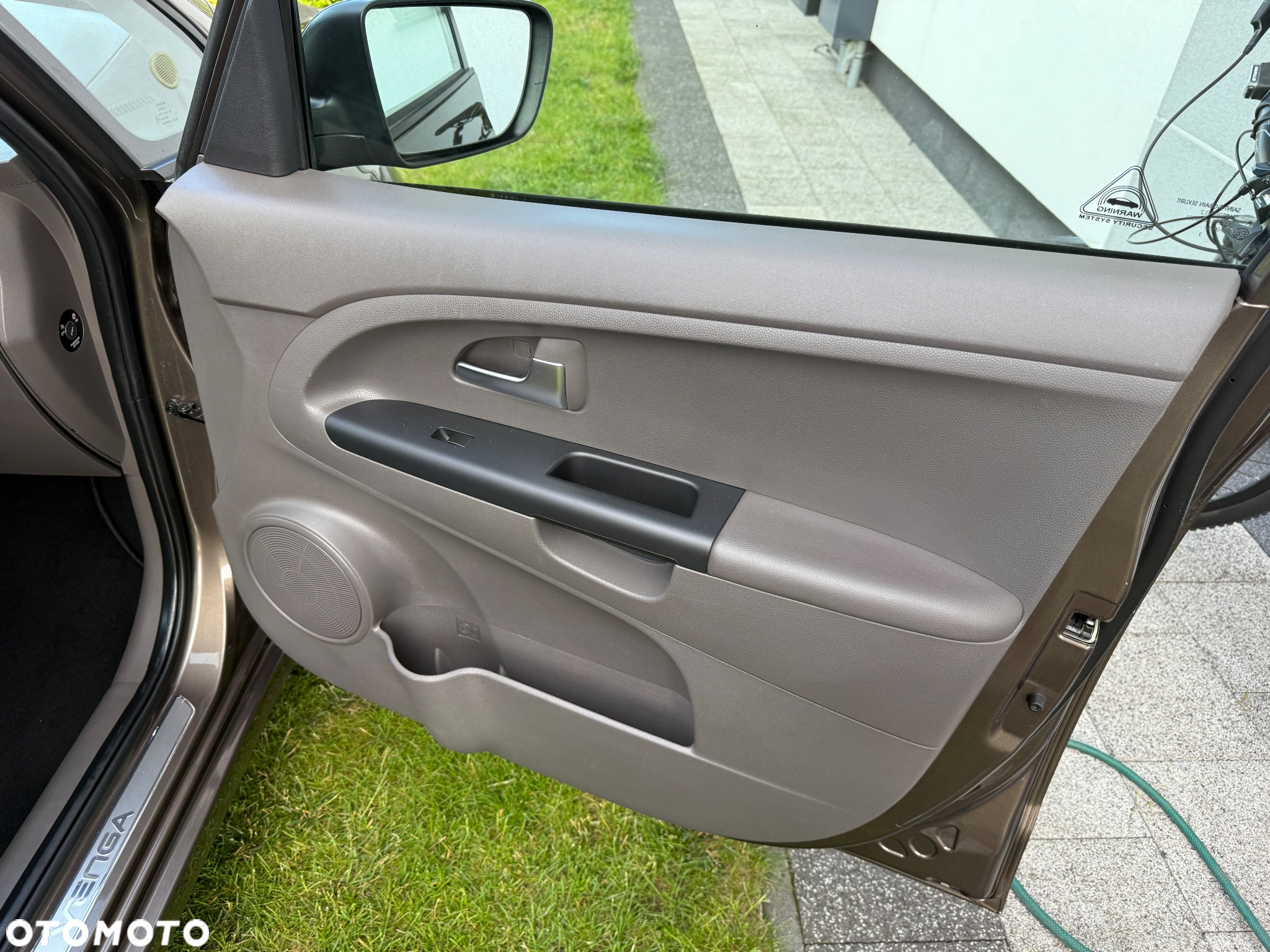 Kia Venga 1.6 CVVT Platinum Edition - 14