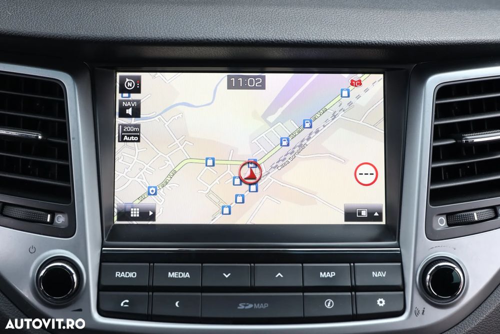 Hyundai Tucson 2.0 CRDI 4WD Automatik Premium - 30