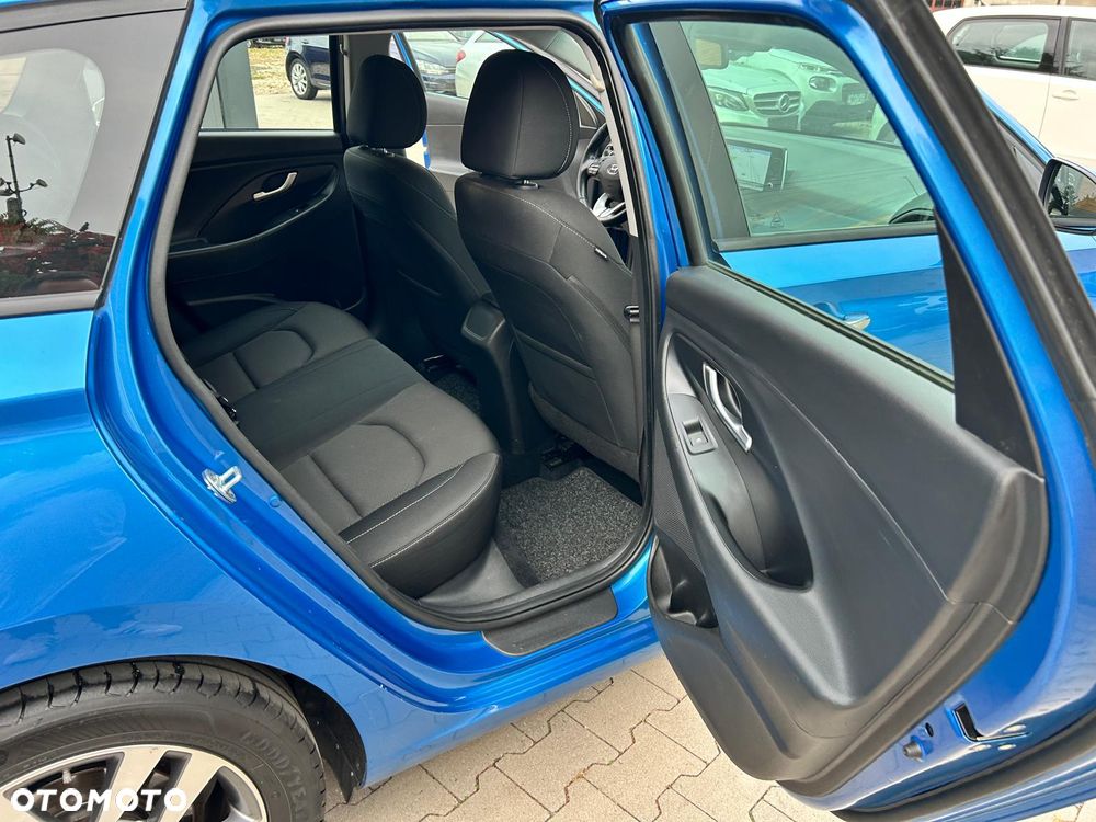 Hyundai i30 1.0 T-GDI Premiere Comfort - 24