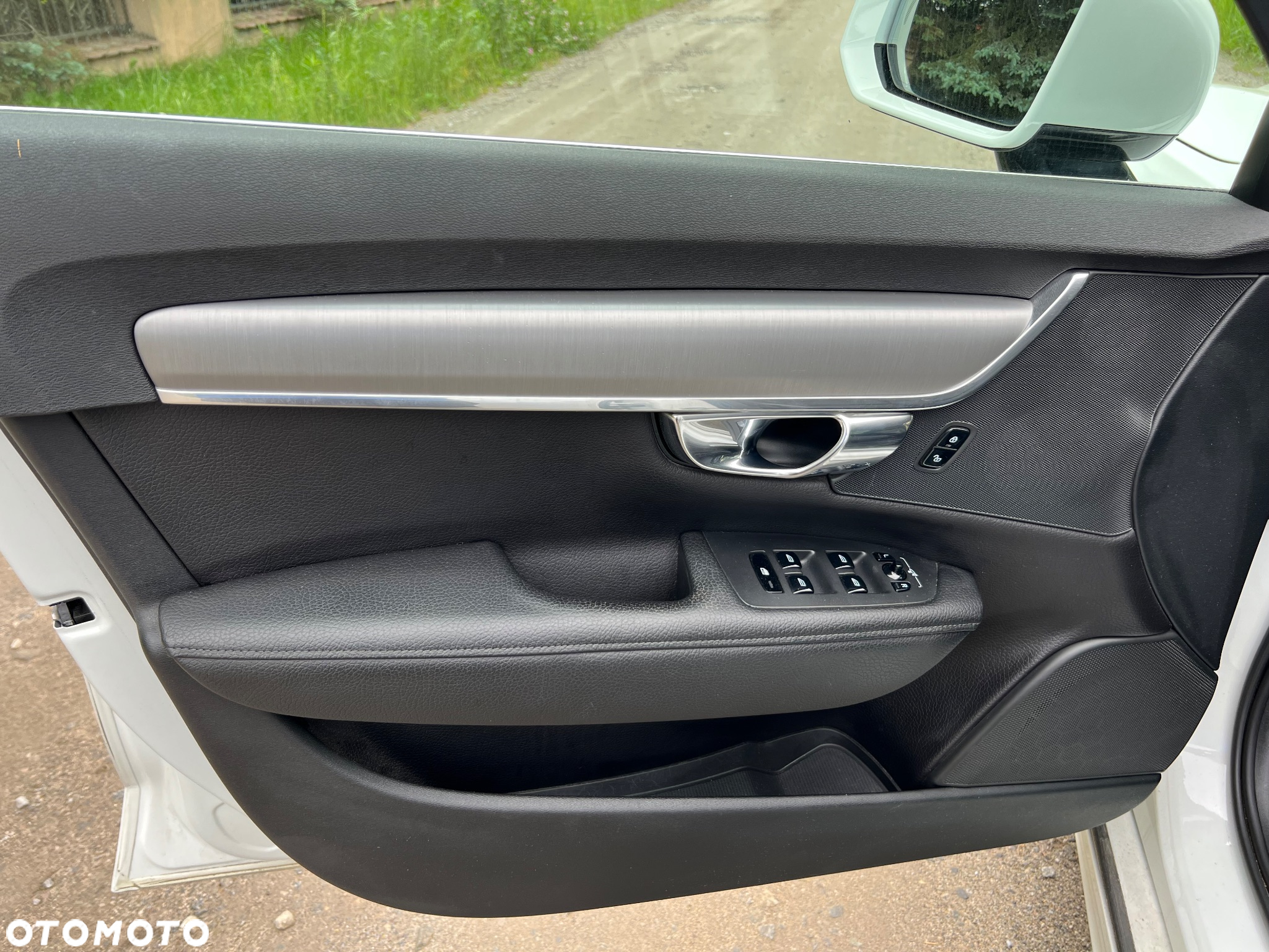 Volvo V90 D4 Momentum - 10