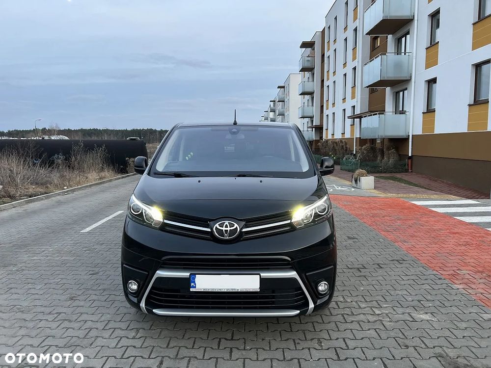 Toyota Proace Verso 2.0 D4-D Medium Business - 2