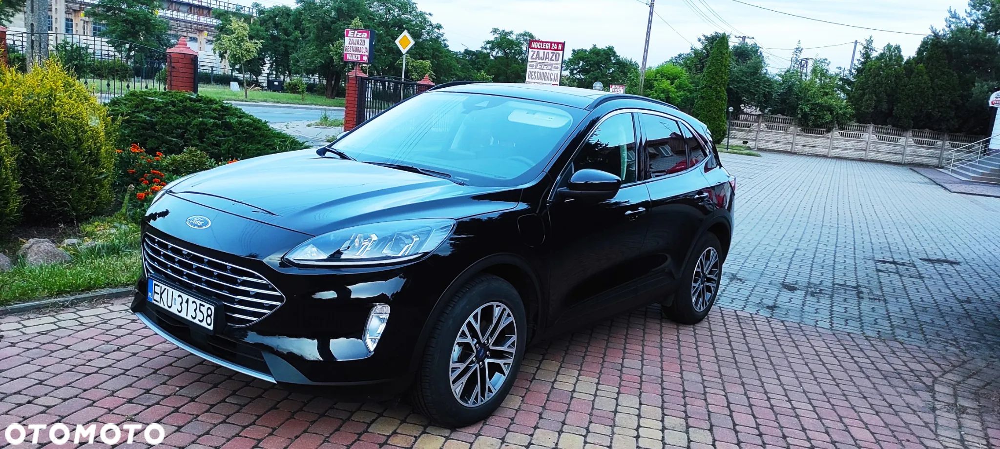 Ford Kuga 2.5 Duratec PHEV TITANIUM - 1