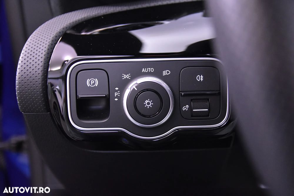 Mercedes-Benz CLA 220 4Matic 7G-DCT AMG Line - 16