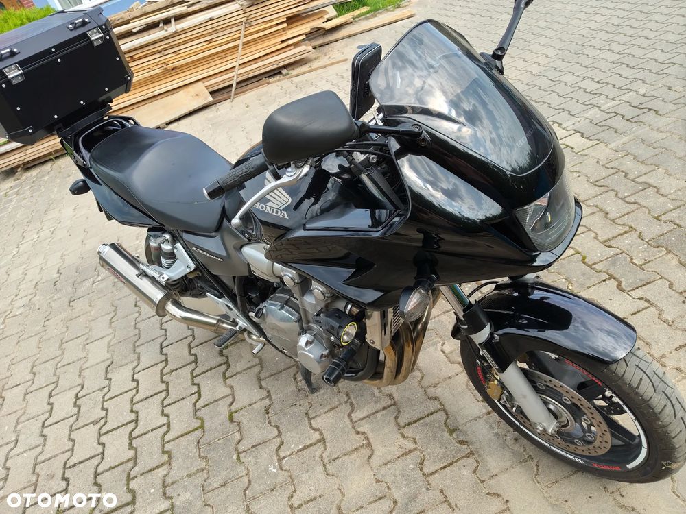 Honda CB - 3