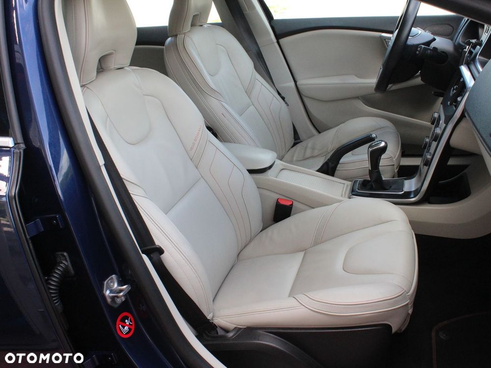 Volvo V40 - 13
