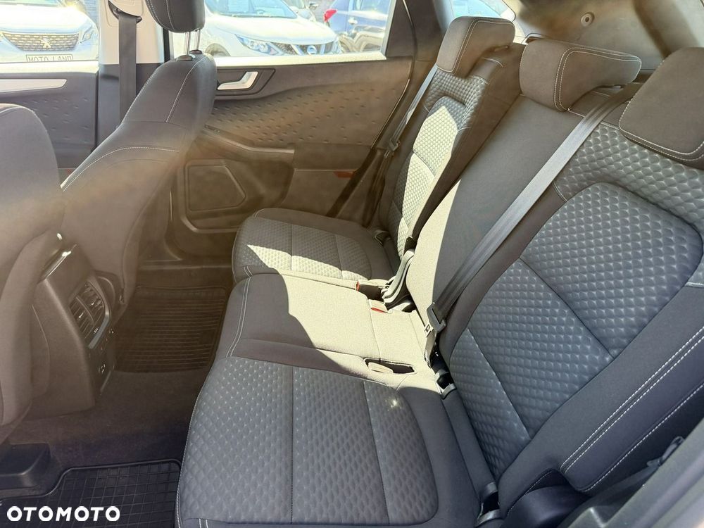 Ford Kuga 2.0 TDCi 4x2 Trend - 30