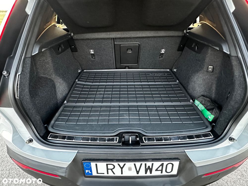 Volvo XC 40 T2 Plus Bright - 26