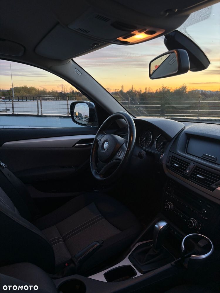BMW X1 xDrive20d - 8