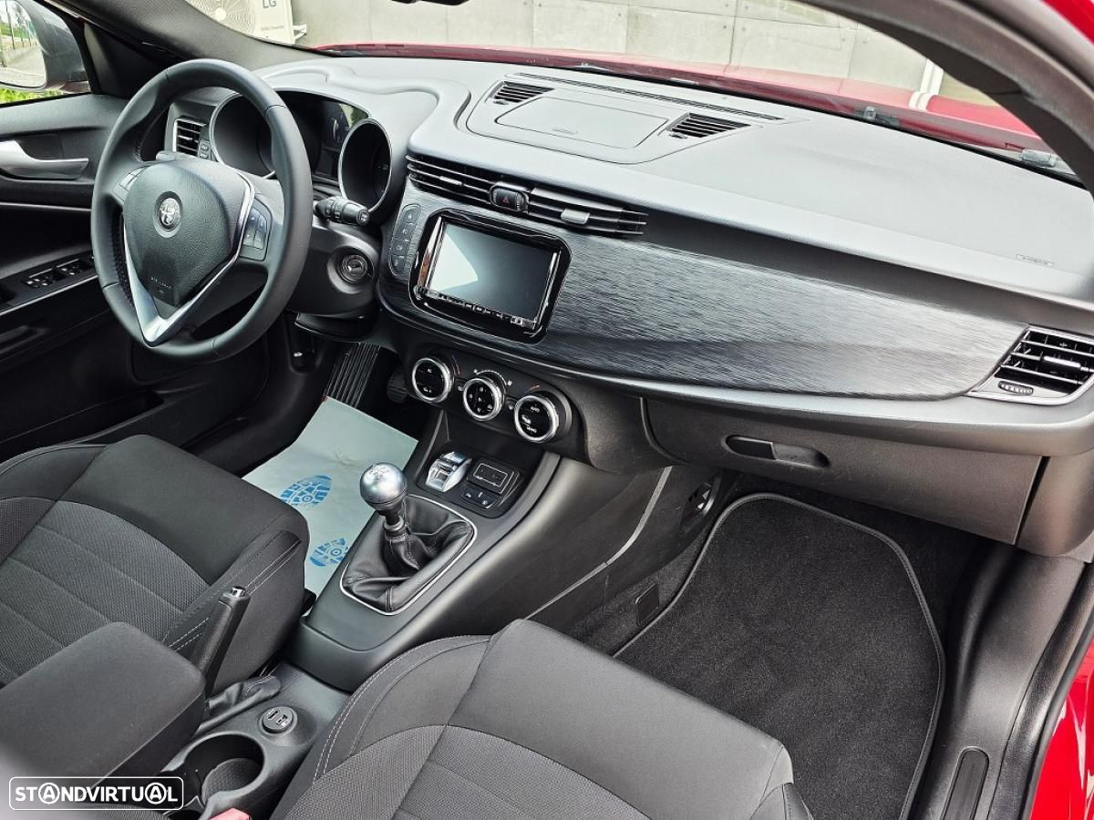 Alfa Romeo Giulietta 1.6 JTDm Super J18 - 20