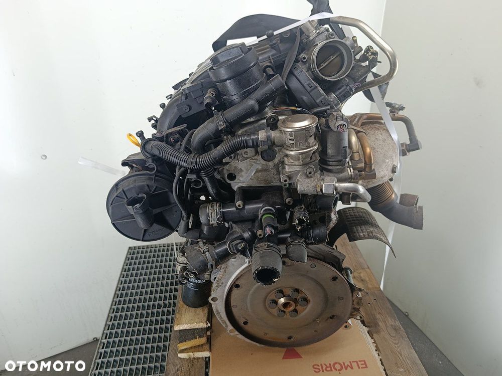 SILNIK VW GOLF IV AVU 1.6 8V - 4