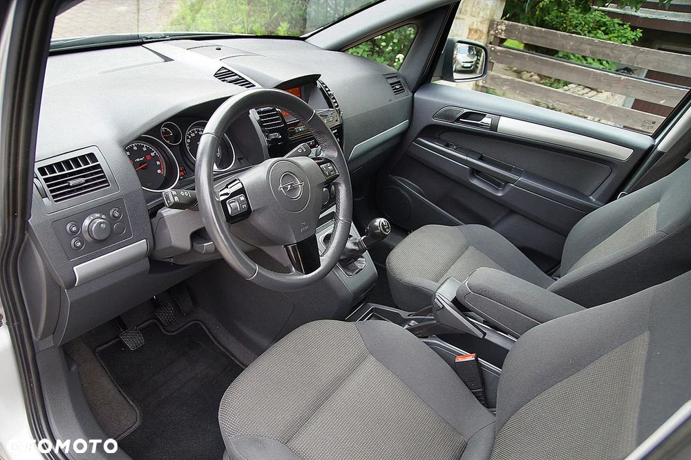 Opel Zafira 1.8 Elegance - 11