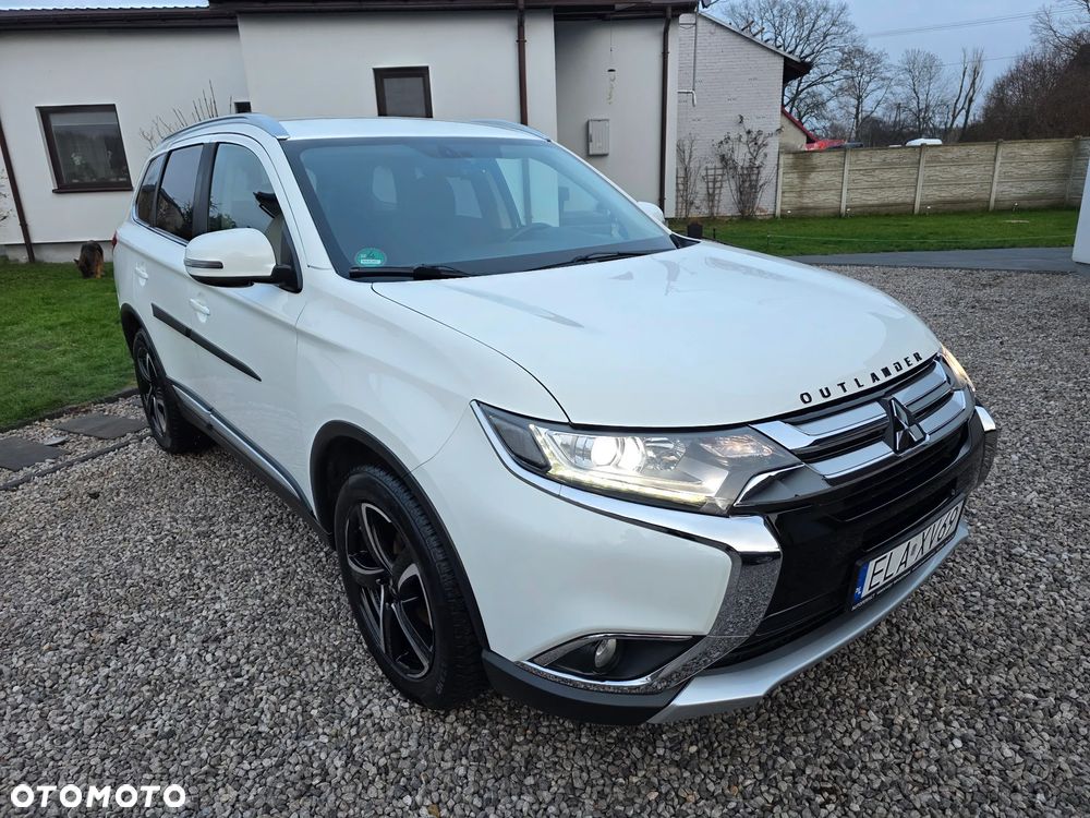 Mitsubishi Outlander 2.0 2WD Diamant Edition - 36