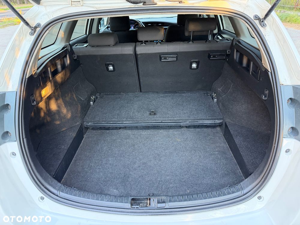 Toyota Auris Hybrid 135 Comfort - 17