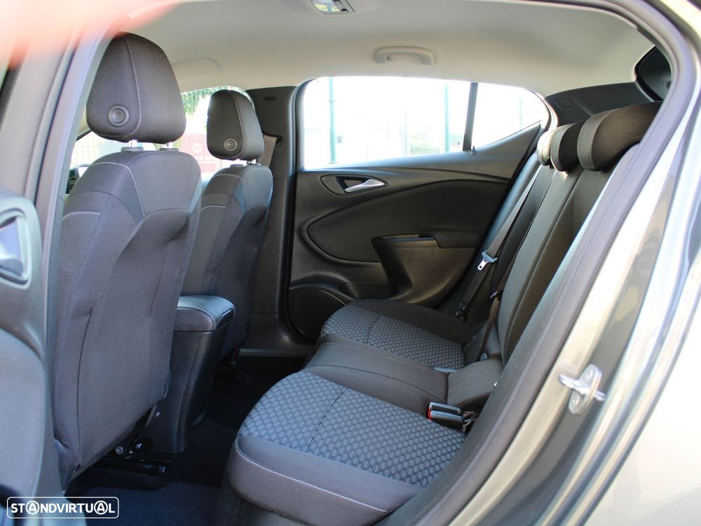 Opel Astra 1.5 D Business Edition S/S - 43