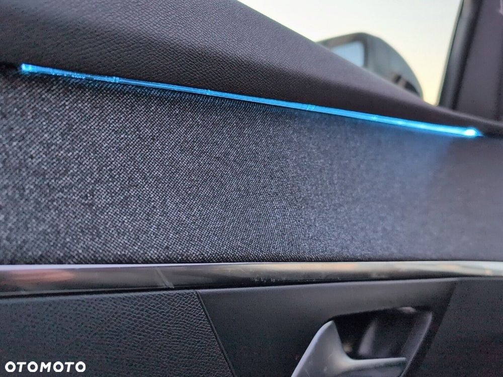 Peugeot 5008 1.5 BlueHDi Allure Pack S&S EAT8 - 28