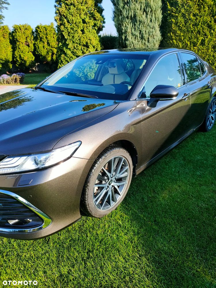 Toyota Camry 2.5 Hybrid Executive CVT - 3