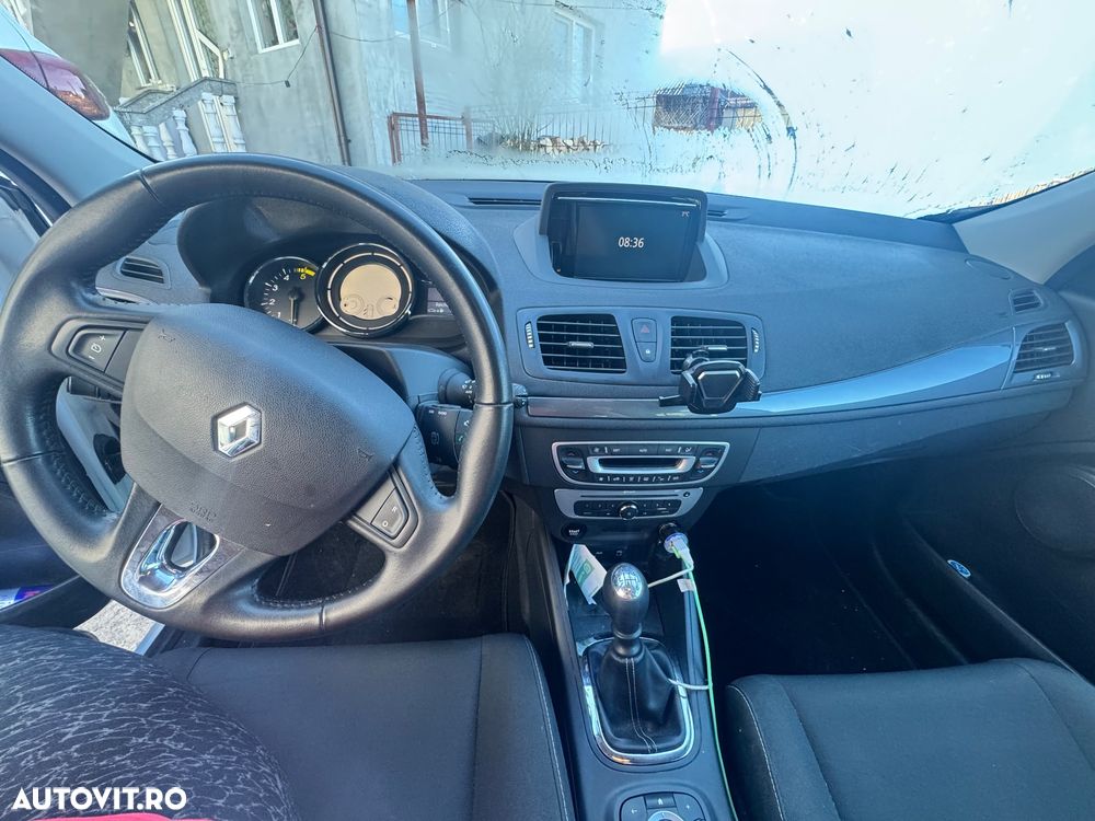 Renault Megane ENERGY dCi 110 Start & Stopp LIMITED - 13