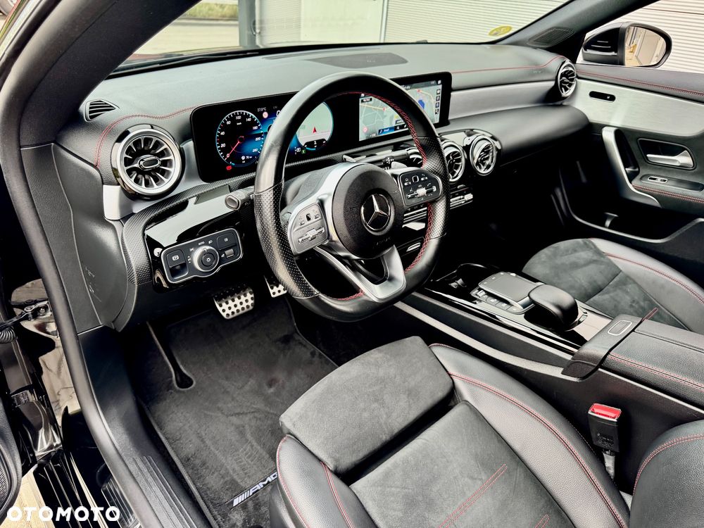 Mercedes-Benz CLA 220 d AMG Line 8G-DCT - 22