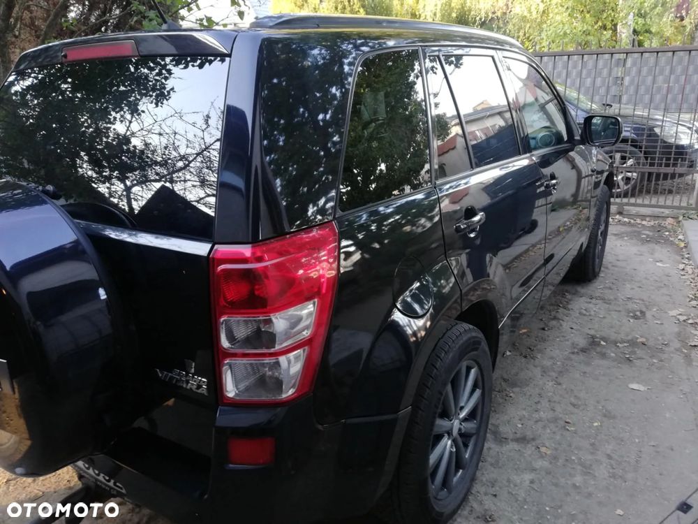 Suzuki Grand Vitara - 11