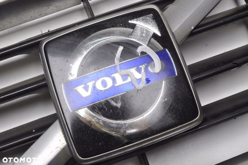 VOLVO C30 ATRAPA GRIL GRILL 30657194 RDESIGN - 4