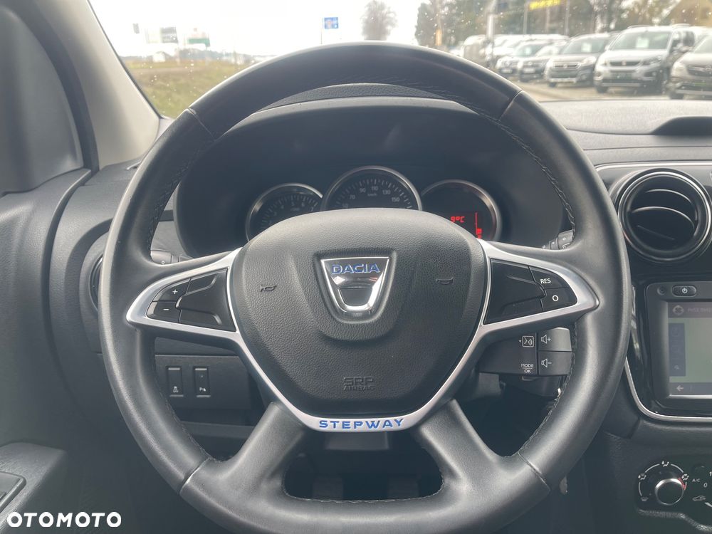 Dacia Lodgy dCi 110 Stepway - 10