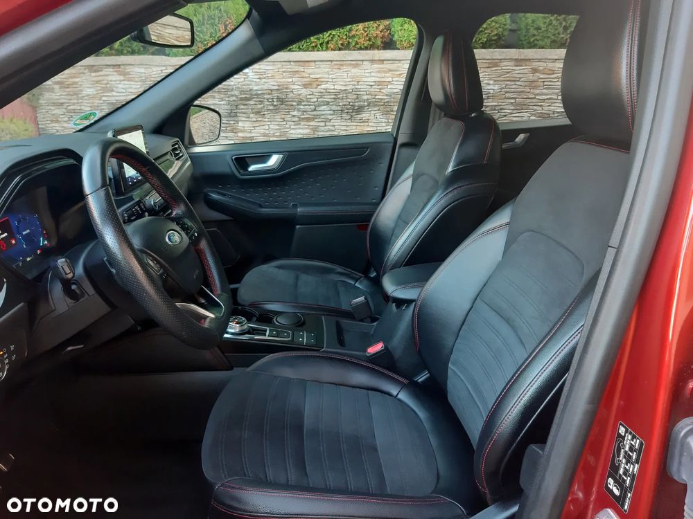 Ford Kuga 2.0 EcoBlue 4x4 ST-LINE X - 16