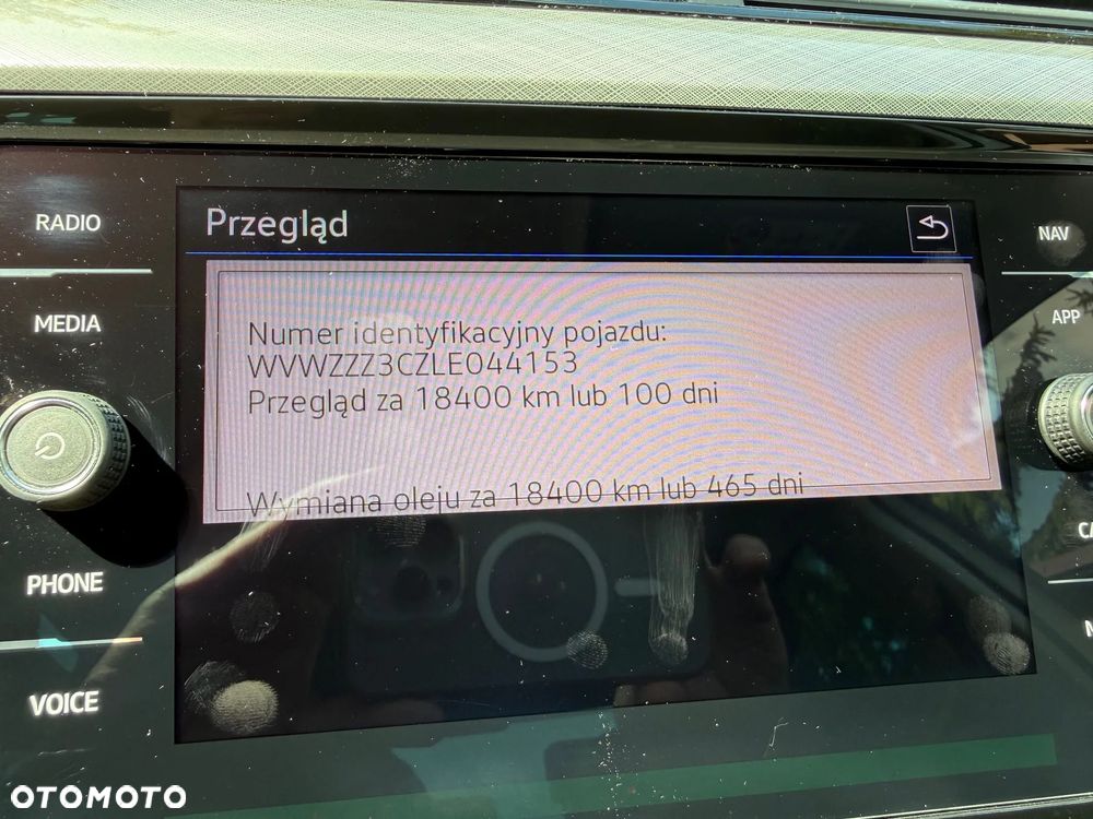 Volkswagen Passat 2.0 TDI Business DSG - 16
