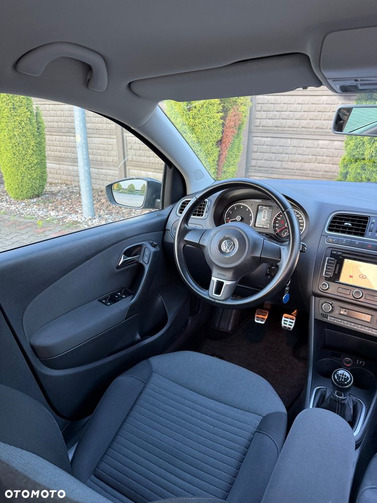 Volkswagen Polo 1.4 16V Highline Optimum - 31