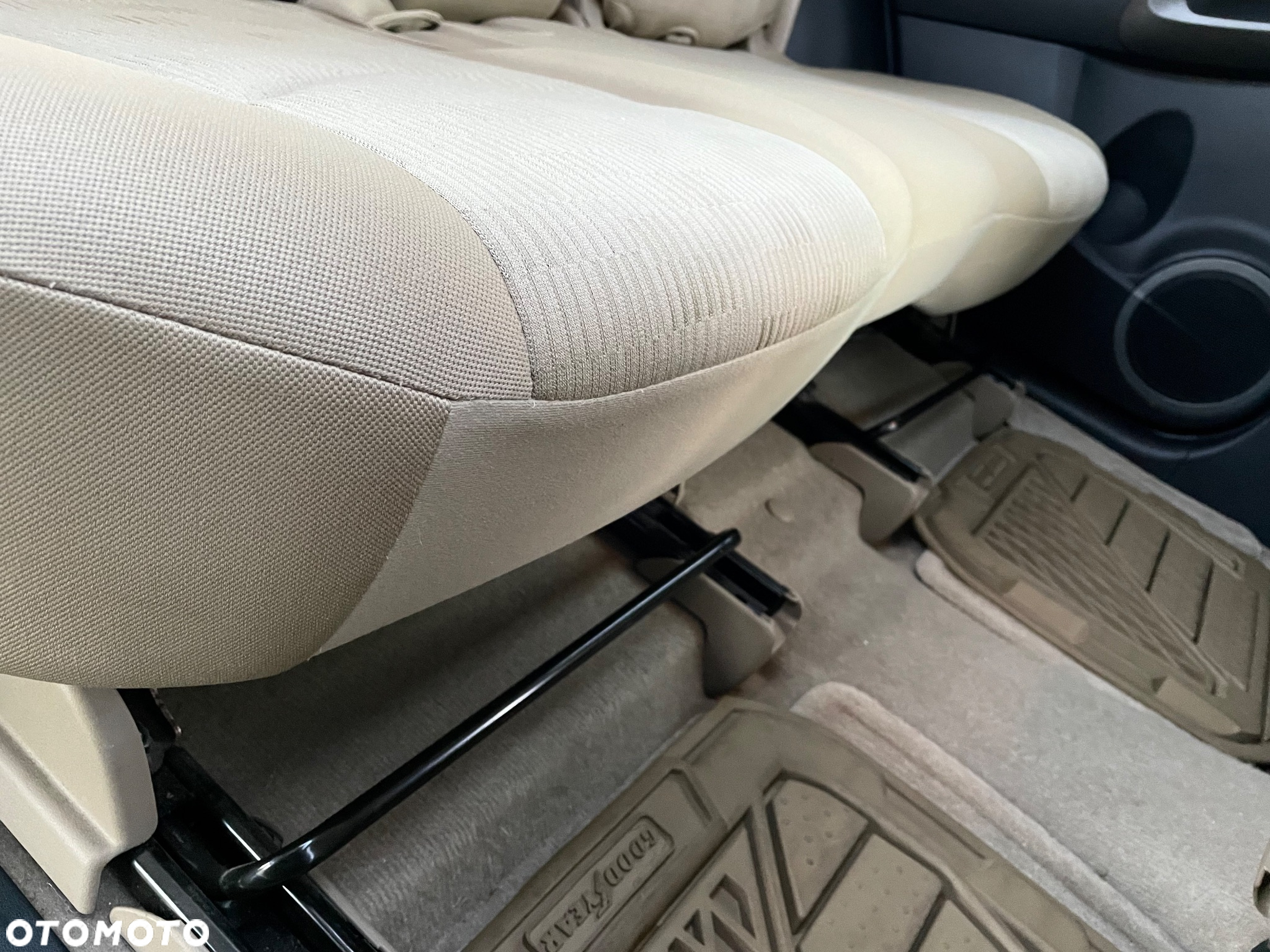 Toyota RAV4 - 20