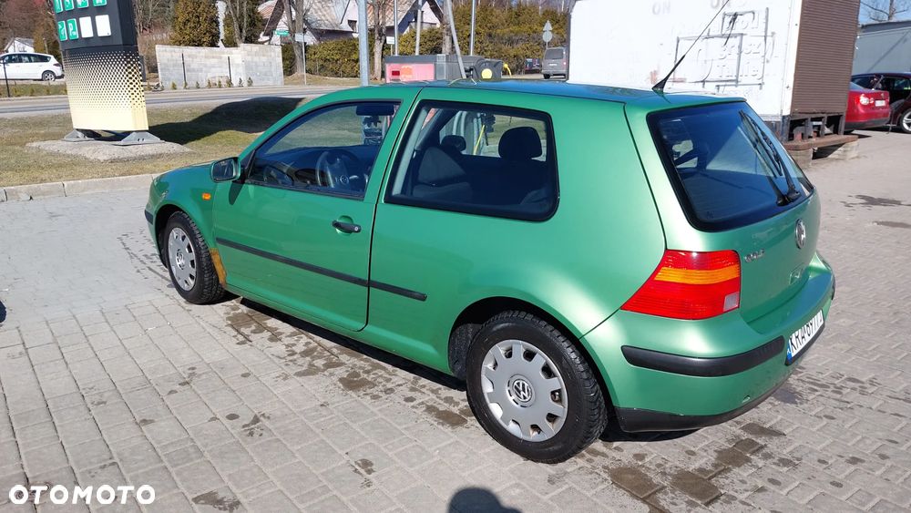 Volkswagen Golf 1.4 Comfortline - 4