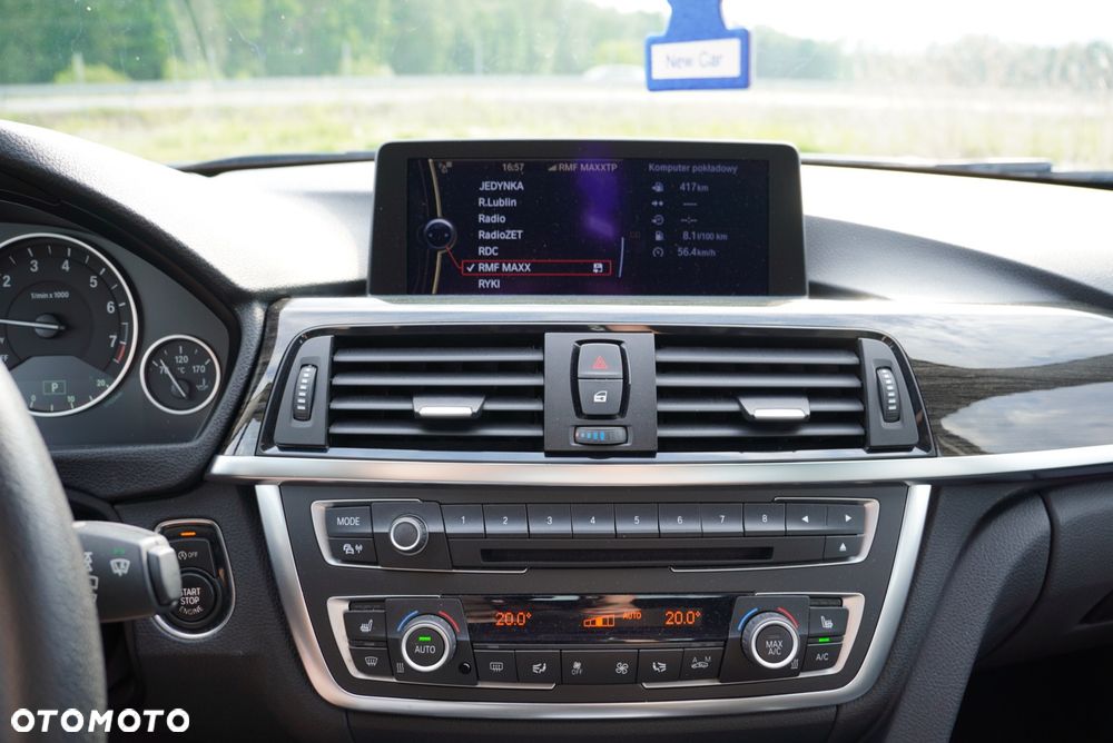 BMW Seria 3 328i xDrive Luxury Line - 13