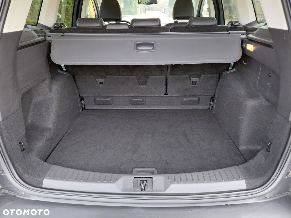 Ford Kuga 1.6 EcoBoost 2x4 Titanium - 18