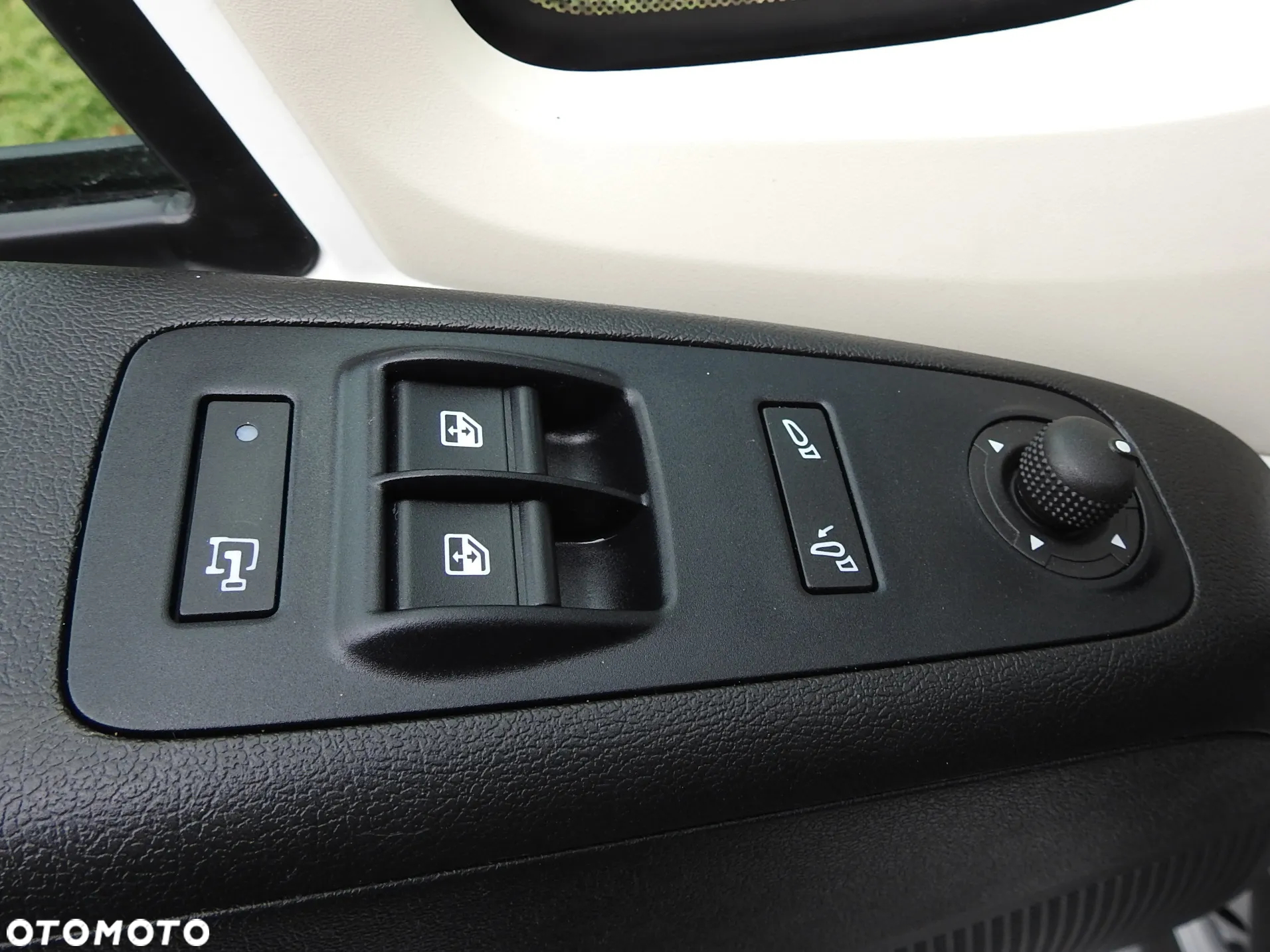 Peugeot BOXER FURGON CHŁODNIA 0*C TEMPOMAT NAWIGACJA KLIMATYZACJA 135KM [ S45902 ] - 26