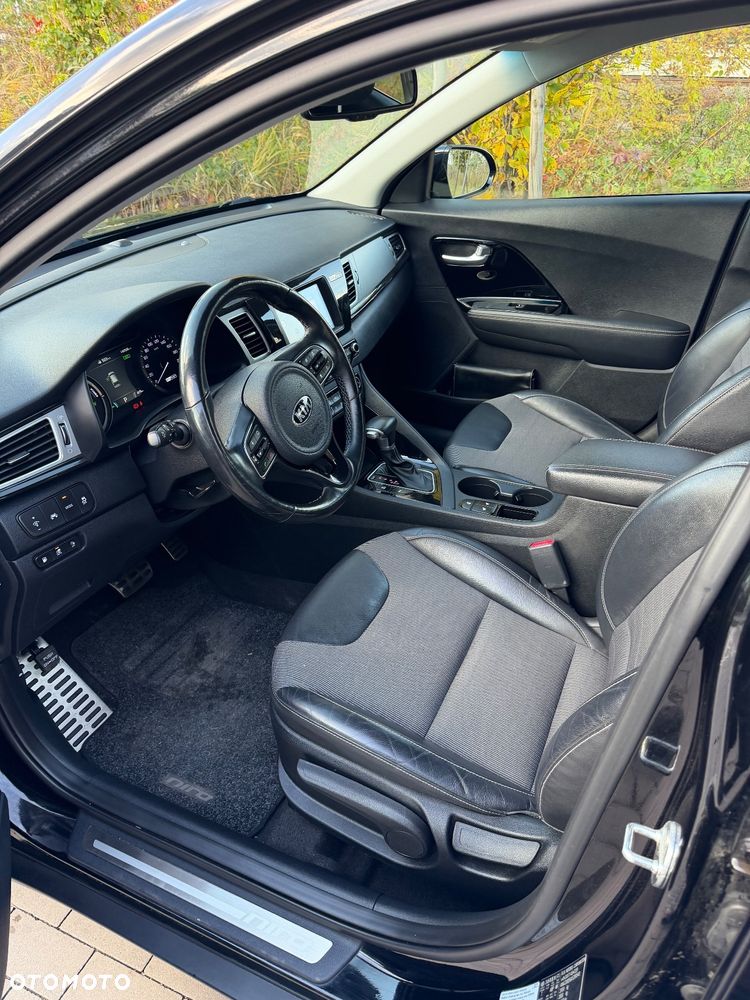 Kia Niro 1.6 GDI Plug-in Hybrid L - 14