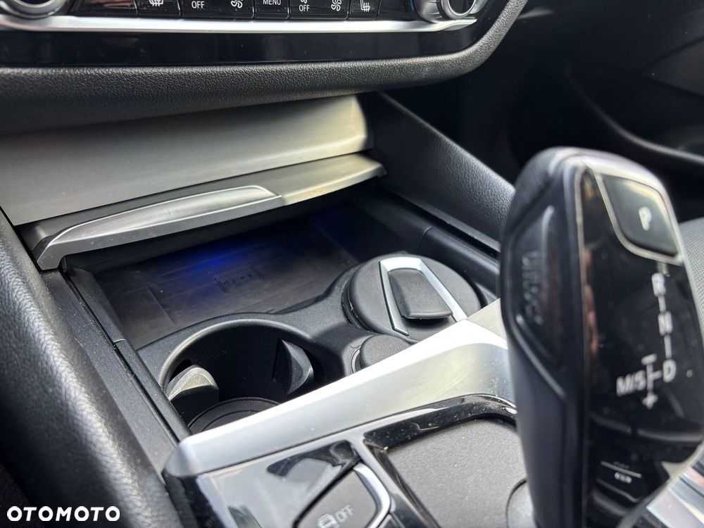 BMW Seria 5 520d xDrive MHEV Sport Line sport - 16