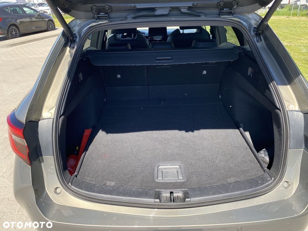 Toyota Corolla 1.8 Hybrid Style - 25
