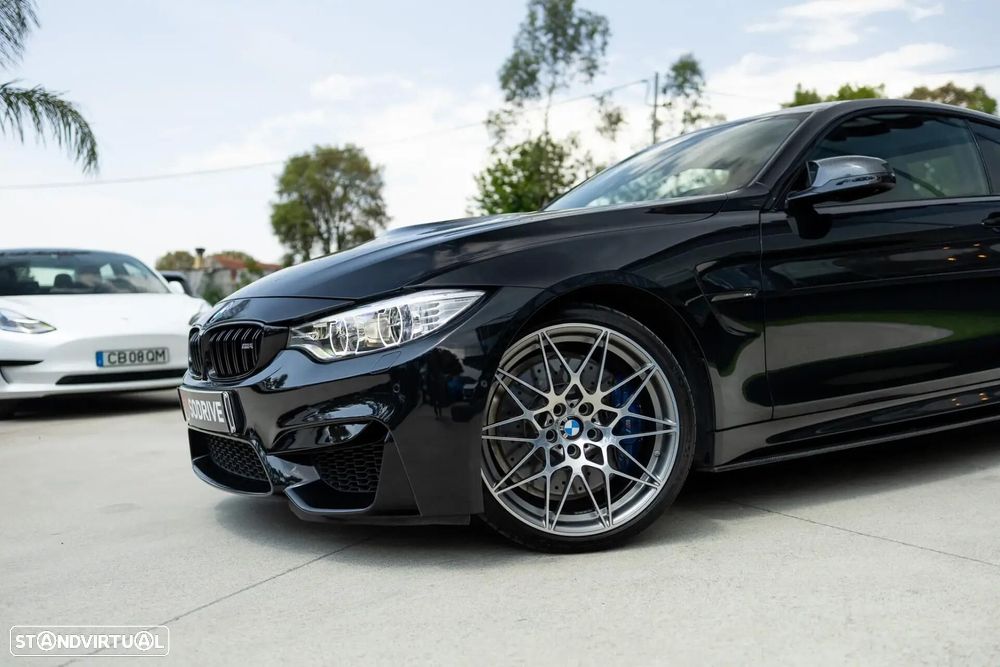 BMW M4 DKG Competition - 25