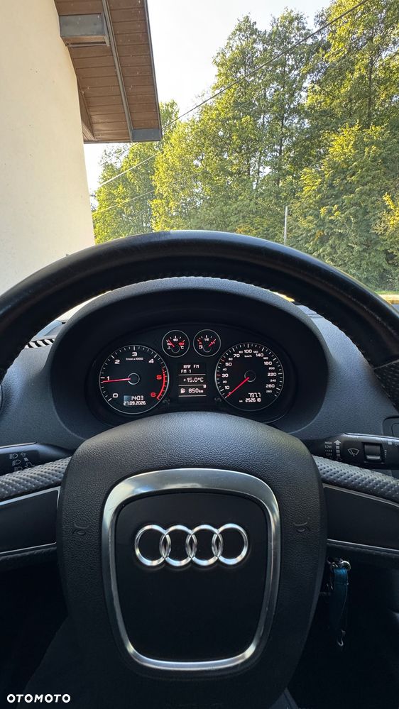 Audi A3 Sportback - 8