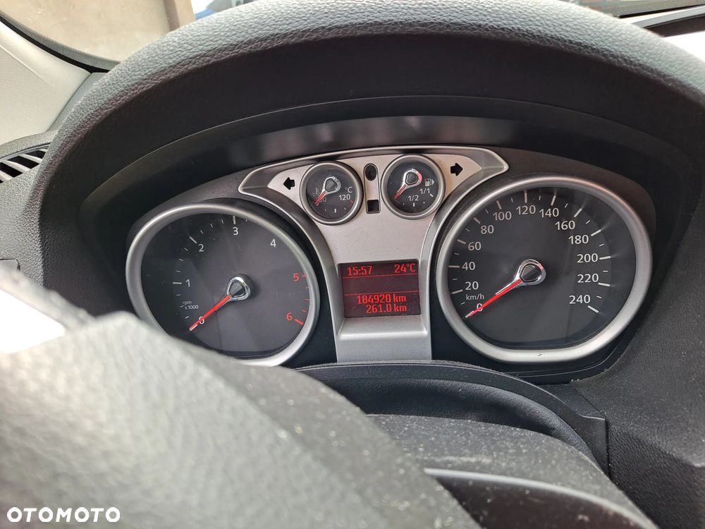 Ford Kuga 2.0 TDCi 2x4 Trend - 10