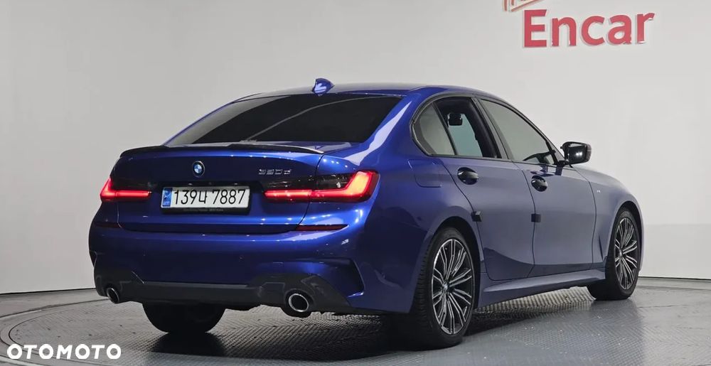 BMW Seria 3 320d Edition M Sport Shadow - 4