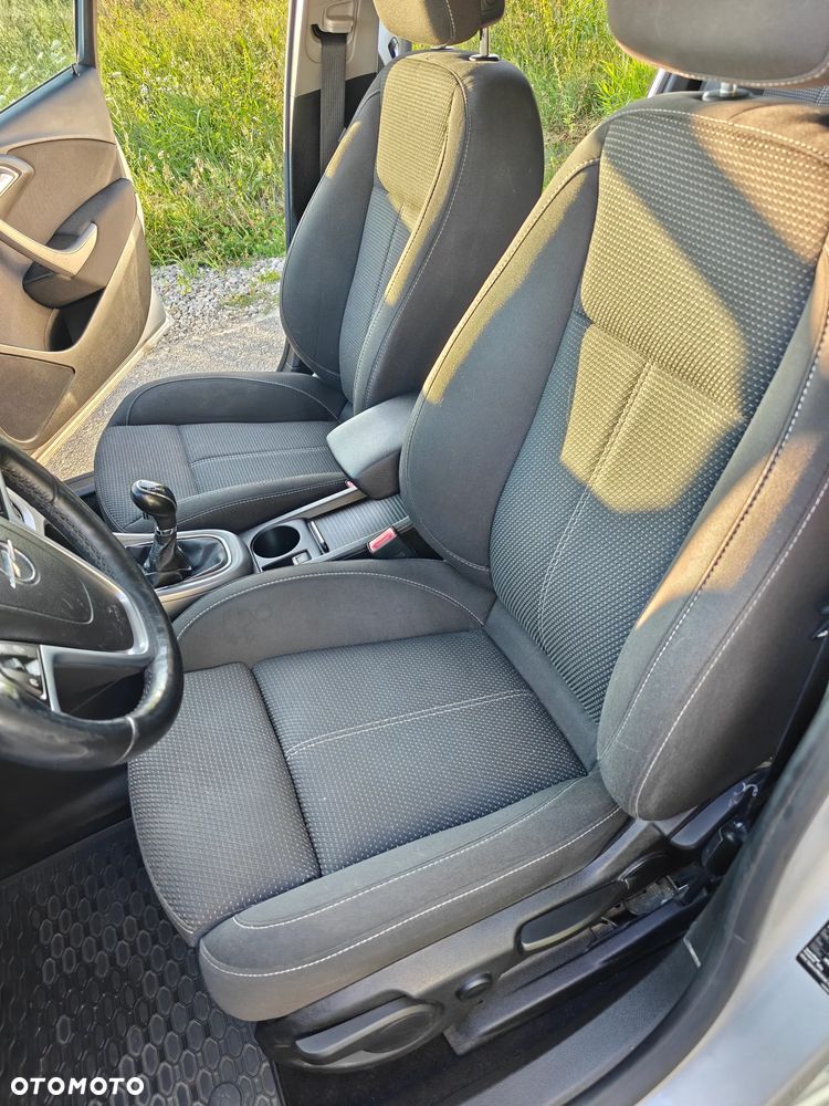 Opel Astra 1.4 T Active - 7